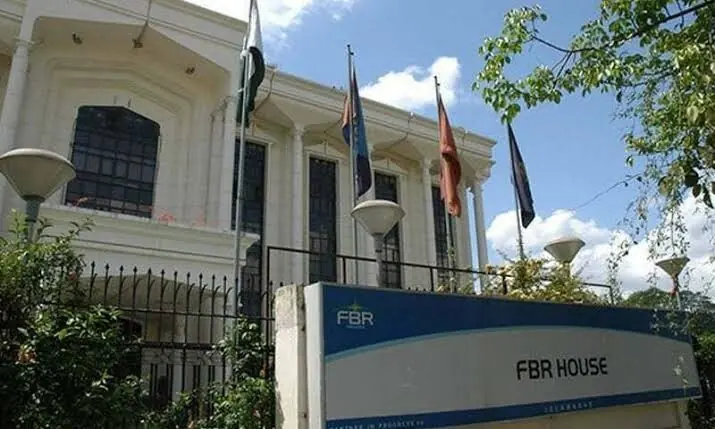 FBR Chief Orders Rs126bn in Refunds and Duty Rebates