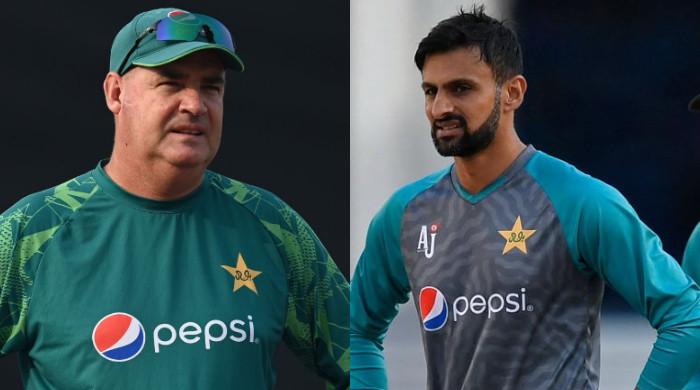 Pakistan Send Home Seven Players and the Coach; Mickey Arthur Calls It “Ridiculous”