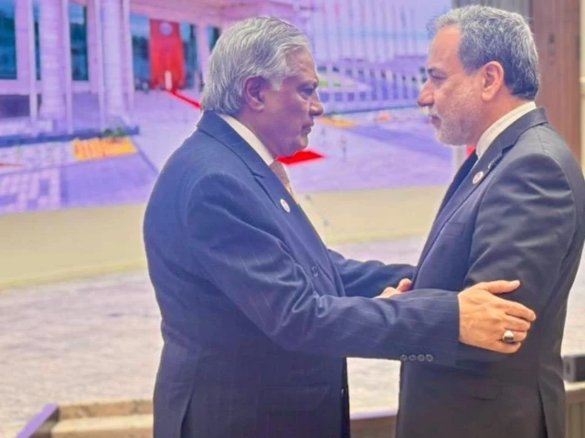 Ishaq Dar Meets Araghchi at SCO Summit, Presses Islamabad MoU